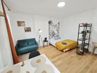 Seine 2-Min & Notre Dame • Cozy Studio