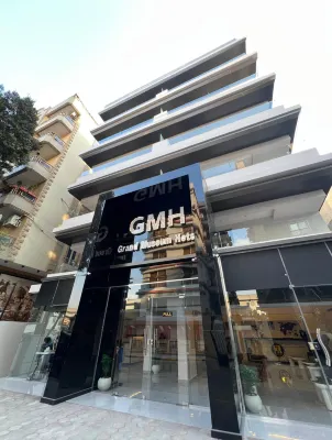 แกรนด์ มิวเซียม พีระมิดส์ โรงแรม - วิวภูเขา