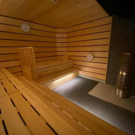 Heidi Guest House Отели рядом с достопримечательностью «Наэба»