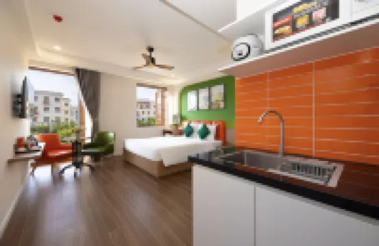 Hai Duong PQ Hotel 2 Hotels near Ho Quoc Temple