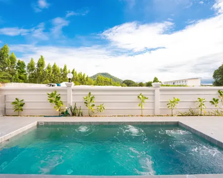 รูปภาพของมี แอนด์ ทรี พูล วิลล่า