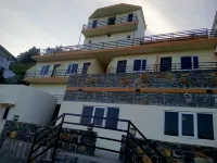 Malabar Cottage - Panoramic Mountain View Hotels in Kodaikanal