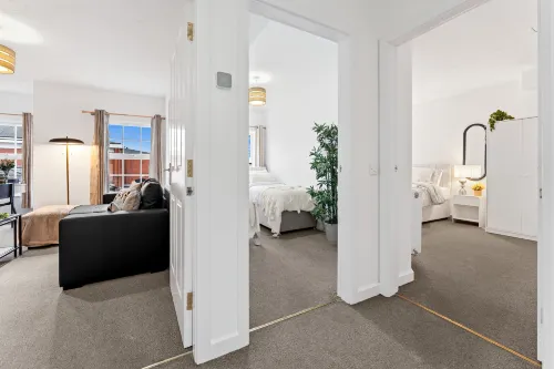 Free Parking | Families |Open plan | Contractors | - 4-Star