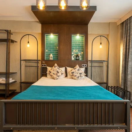 Cube Suites