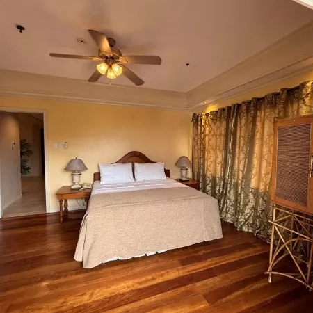 Sophia Suites Residence Hotel
