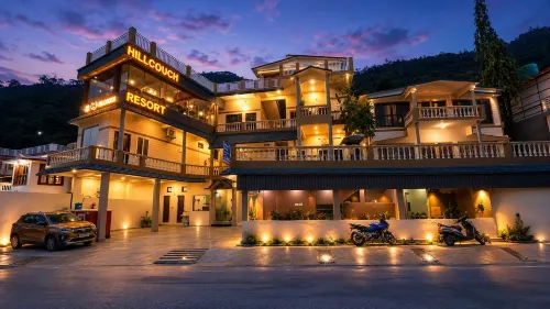 HillCouch Resort - parking