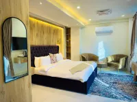 Redline Premier Hotel - New