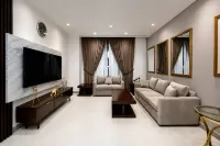 Highline Stays Goldcrest Mall and Residency DHA - Apartments
