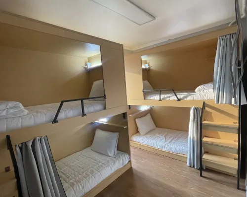 كي ويف جيست هاوس أونلي فيمال Hotels near ملعب سيول