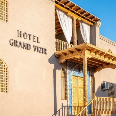 GRAND VIZIR Hotels near Pakhlavan Makhmud Mausoleum