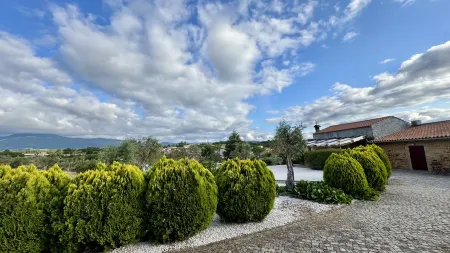 Matias Nature - Raízes da Vinha - Boutique Mountain Stay in Serra da Estrela, Seia