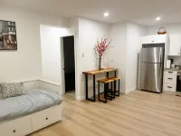 The Willow Suite | Private Kitchen andI Laundry - parking