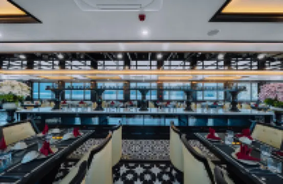 博尼塔下龍灣遊輪