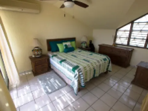 2BD Condo in La Costa Phase 2! 聖何塞德爾卡沃酒店