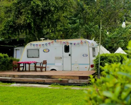 อินทนนท์ เมาเท่น แคมป์ โรงแรมในอำเภอ จอมทอง