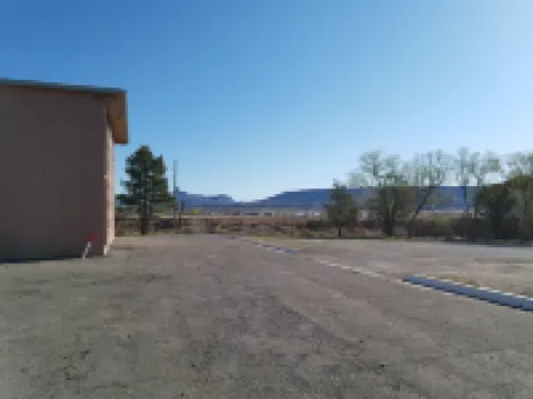 Leisure Lodge Motel Hoteles en Grants