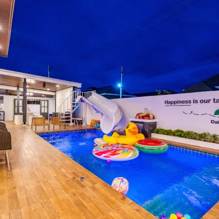 Daisy Villa