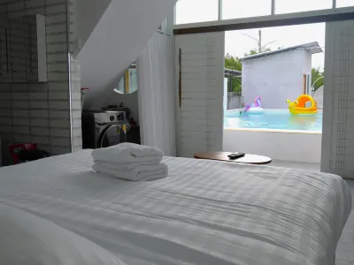 Windy Pool Villa Pattaya : 3 King size bedrooms Hotels near Paradise Ocean View Condominium