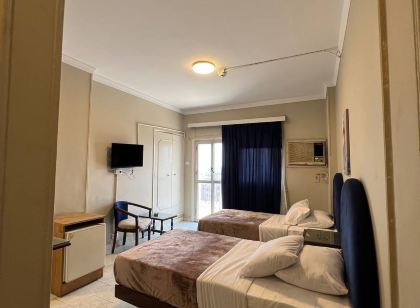 Houres Hotel