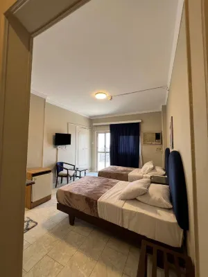 Houres Hotel - parking