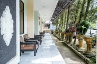 NEW ABADI HOTEL TASIKMALAYA Hotels in Cihideung