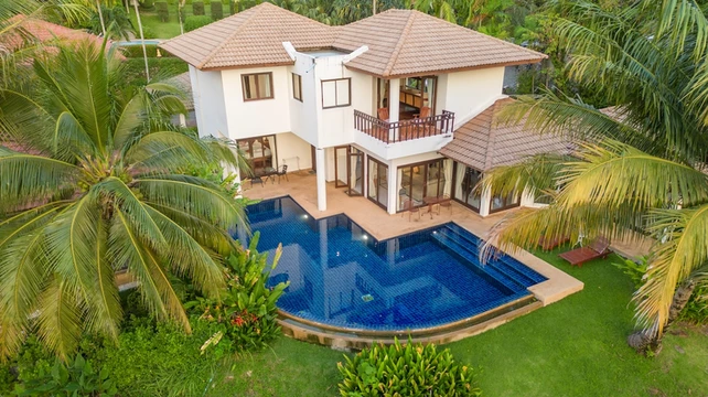 รูปภาพของ*4BR Villa • Pool Paradise • 700m to Beach V131
