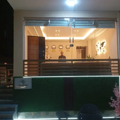Transit64 Hotel Các khách sạn gần Trường đại học American University in Cairo