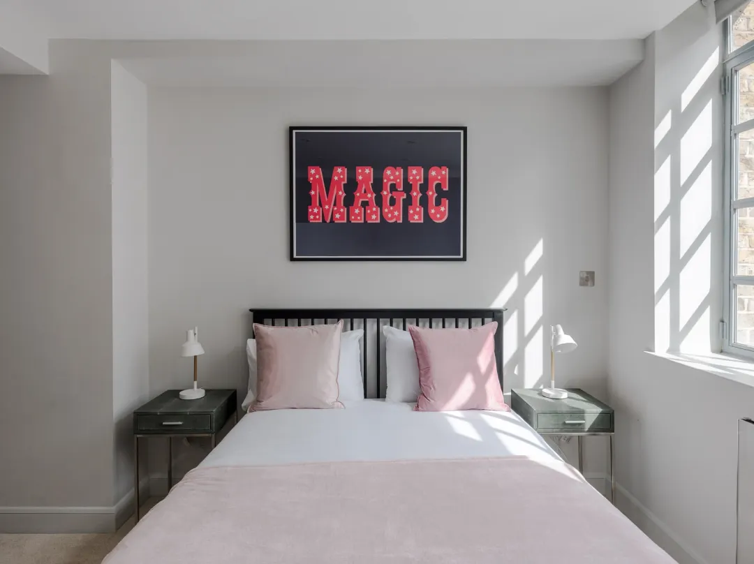 The Eyre Suite Five - Farringdon - By Frankie - London, UK