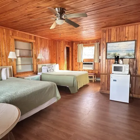 Sea Foam Motel