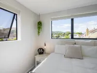 Your Home for Night or a Month! Hotels in Lower Hutt