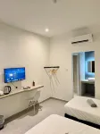 FAT MOM ROOM & STAY - 2-Star