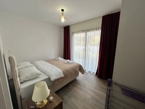 Olive Hill 14 Cozy 2-Bed Garden Apt by HolidayKeys - Apartments