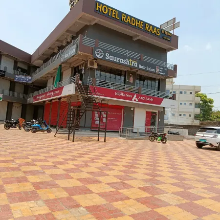 Hotel Radhe Raas