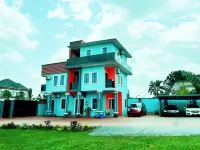 Premier Studio - parkir