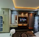 Scenic Balcony Apartment Near Kashmir Point - parking