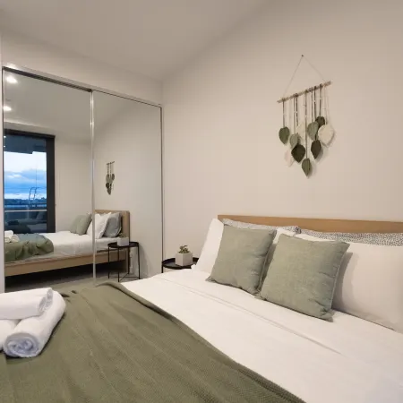 Cozy 2BR Apartment with Parking | Cafes & Shops Nearby