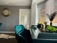 Comfy 5BR Home | Garden | Fast WiFi | Parking - 2 stelle