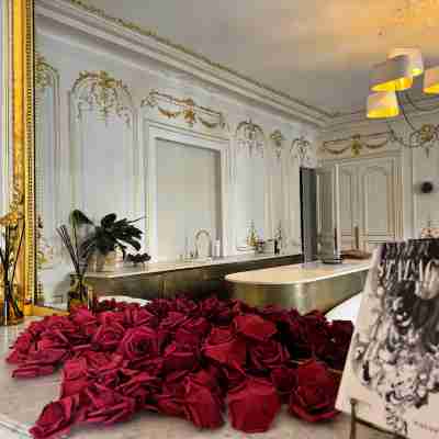 Le Salon Doré - Luxury apartment 80m2 AirConditioned Terrace Others