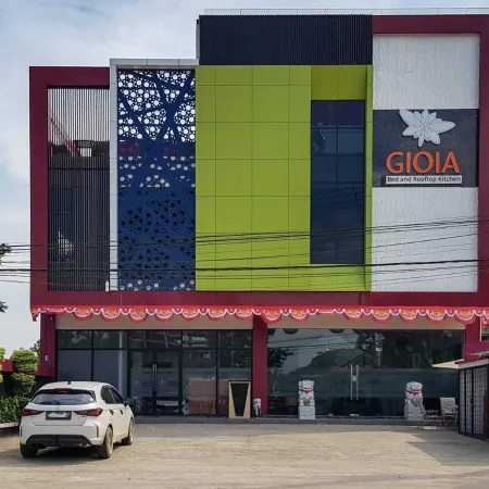 Gioia Bed & Rooftop Kitchen
