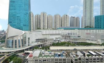 ARRAM 01 | Royal Mediterania next to Central Park