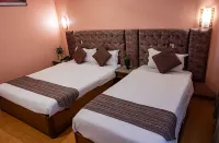 Kathmandu Prince Hotel Отели в г. 
