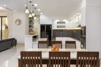 Seamari Villa 5PN  Hồ Bơi Riêng, Cách Biển 100m Các khách sạn ở Ngũ Hành Sơn