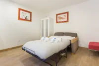 Cosy studio - 2P - proche Paris Hotels in Malakoff