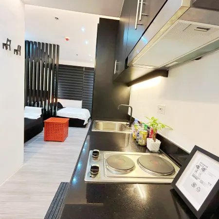 Shore 2 Residences - Takya's Staycation