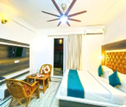 โรงแรม สุคูน ตาโปวาน