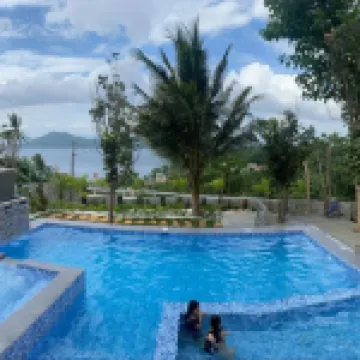 Overlooking Taal Lake Staycation up to 12 pax