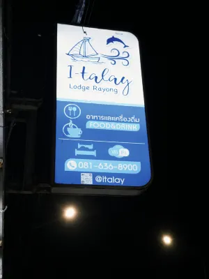 Italay lodge boutique hotel Hotels near Laemcharoen Seafood