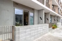 Petone Two Bedroom Apartment with Private Balcony