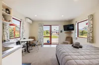 Kaikoura Top 10 Holiday Park - piscina