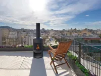 Athens at your feet, Fiber 1000Mbps + great view - Layanan Antar-Jemput